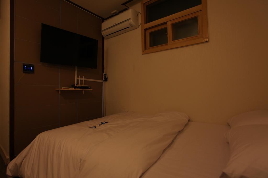 סיאול W Mini Hotel Dongdaemoon מראה חיצוני תמונה